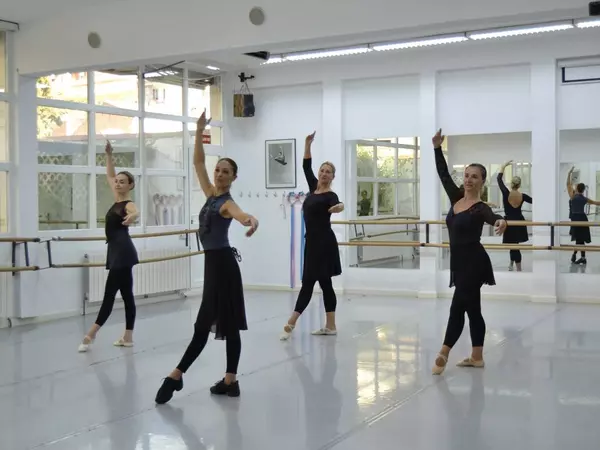 Clase gratis: Nuevo grupo de ballet para adultos. 