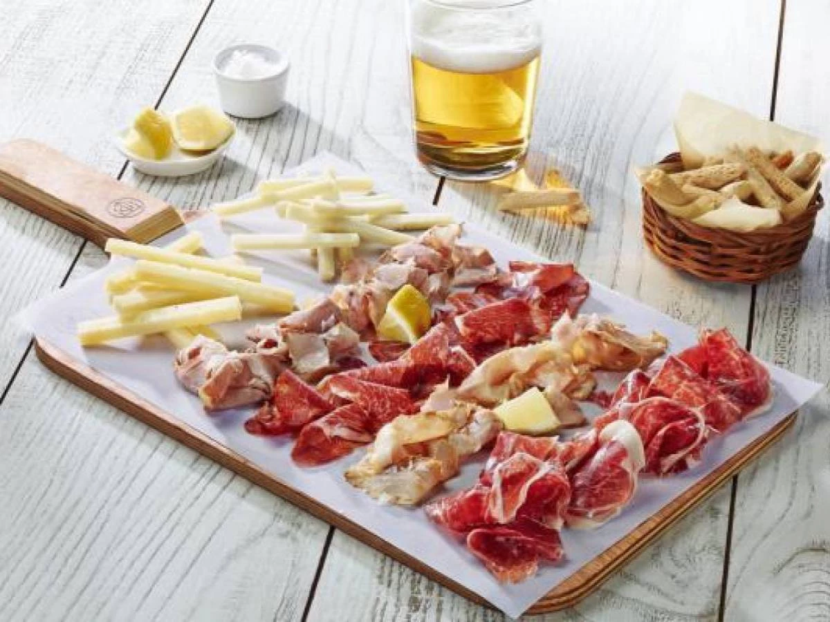 Degustación Andaluza con maridaje para 2 personas