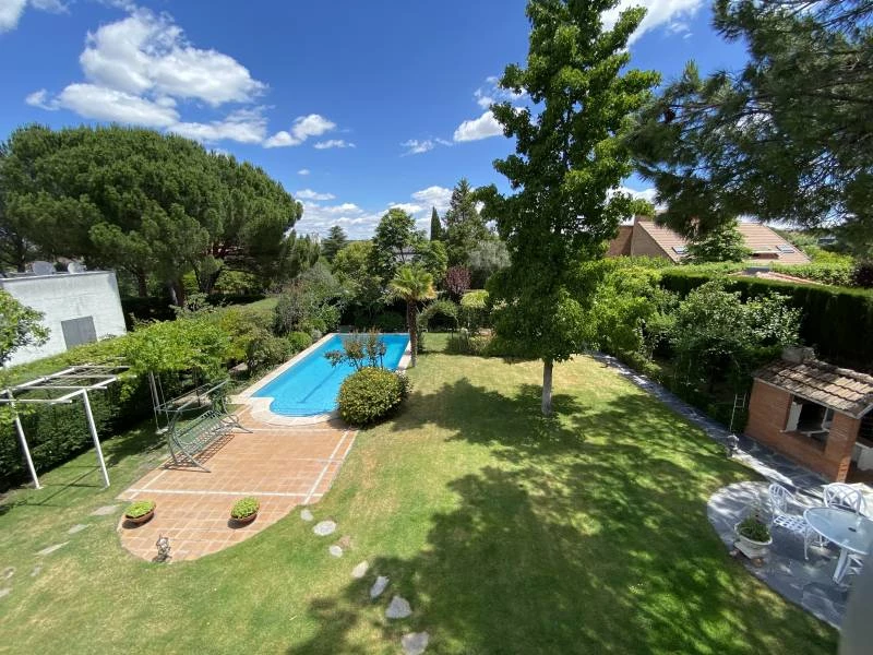 Casas con piscina en venta y alquiler en Las Rozas