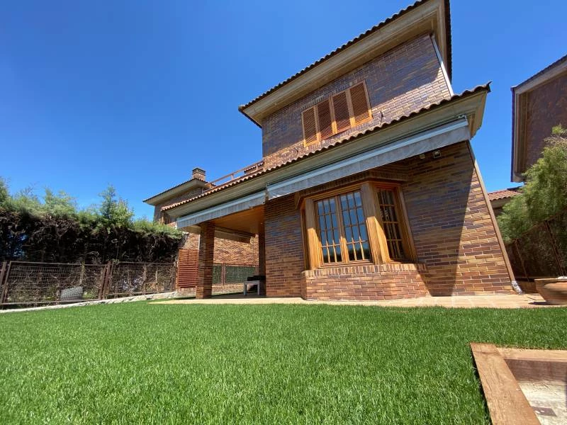 Chalets en venta en zona noroeste