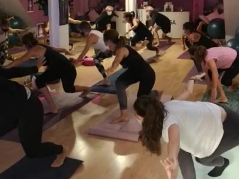 cursos de yoga, aeroyoga y reiki