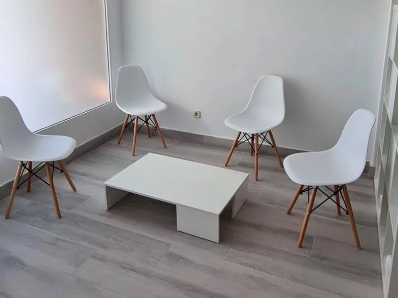 Centro Especializado en Retirada Piojos y Liendres