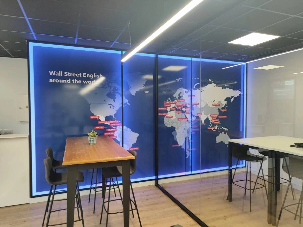Clases de conversación en Wall Street Majadahonda