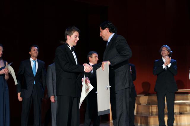 El español José Ramón García, Primer Premio del 12º Concurso Internacional de Piano