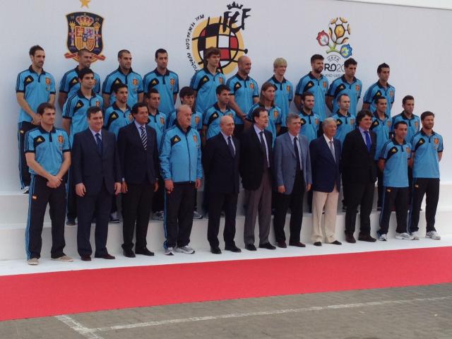 Rajoy y Fernández Rubio despiden a la selección en la Ciudad del Fútbol de Las Rozas
