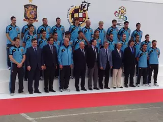 Rajoy y Fernández Rubio despiden a la selección en la Ciudad del Fútbol de Las Rozas