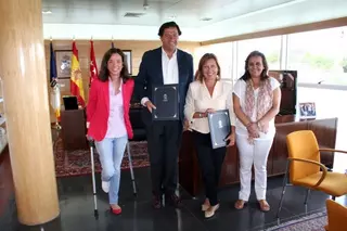 Las Rozas colabora en el desarrollo de programas de atención a enfermos de Alzheimer