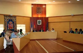 La Corporación de Las Rozas renuncia a la parte de su sueldo equivalente a la extra de Navidad