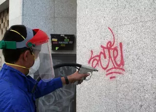 La campaña anti grafiti eliminará más de 5.000 metros cuadrados de pintadas en Las Rozas