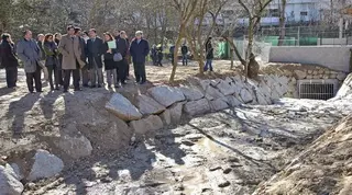 Avanzan las obras de renovación de colectores en la urbanización Molino de la Hoz