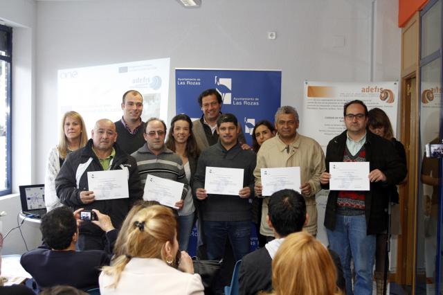 ADEFIS Las Rozas entrega sus diplomas a los alumnos que han completado sus cursos de formación