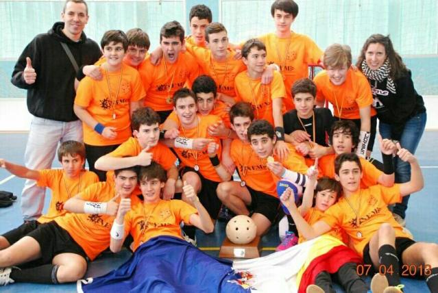El equipo sub16 del Club Unihockey Floorball Las Rozas se ha proclamado Campeón de España