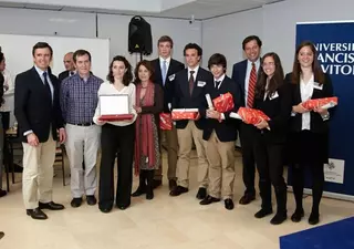 Los alumnos del IES Carmen Conde de Las Rozas ganan el I Torneo Intermunicipal de Debate Escolar