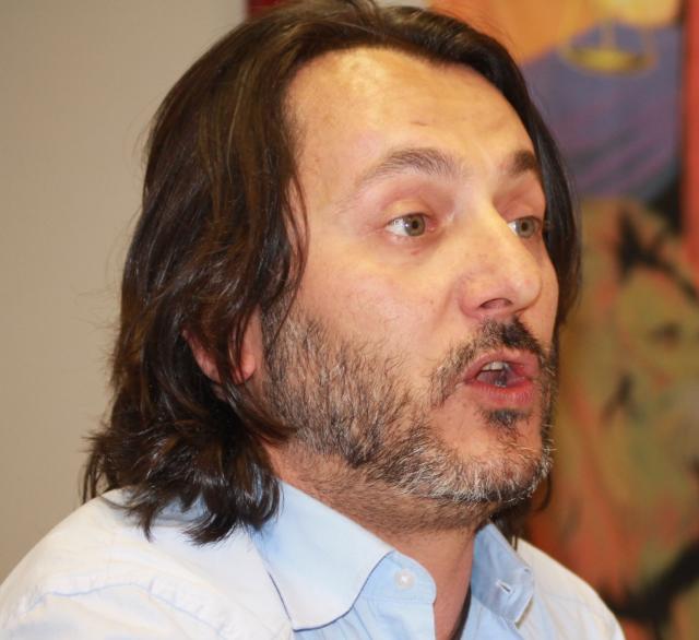 IU-LV: "El PP suscribe en Las Rozas convenios con universidades privadas mientras desmantela la pública"
