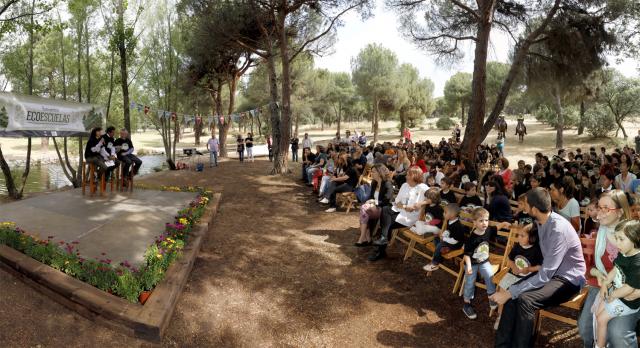 Cuatro centros educativos de Las Rozas reciben la Bandera Verde por su compromiso con el entorno