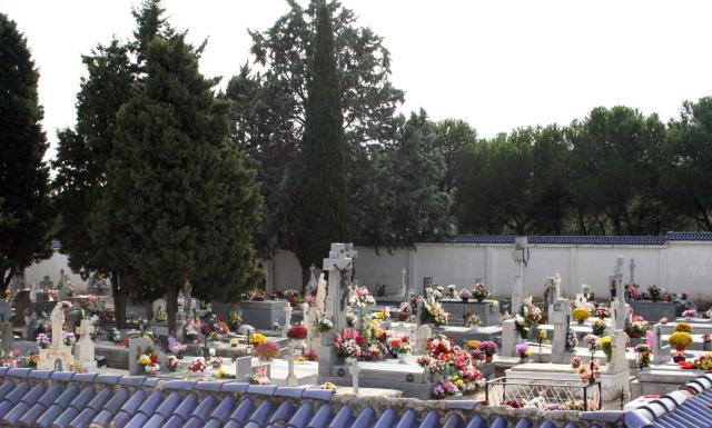 El Ayuntamiento de Las Rozas amplía los horarios de los cementerios durante el puente de Todos los Santos