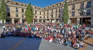 La Gymkhana por los Derechos de la Infancia “toma” la Plaza de España de Las Rozas