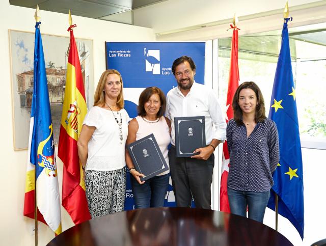 El Ayuntamiento de Las Rozas renueva su compromiso con los enfermos de Alzheimer y sus familias