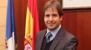 Cristiano Brown: "Queremos saber cómo se han usado las tarjetas de la Empresa Municipal de la Vivienda de Las Rozas"