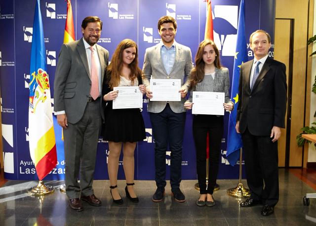 La UFV beca a tres alumnos excelentes de Las Rozas