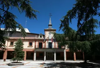 Menos impuestos y más y mejores servicios, ejes de los Presupuestos 2015 de Las Rozas