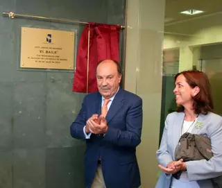 El alcalde inaugura el nuevo centro de equipamiento social El Baile