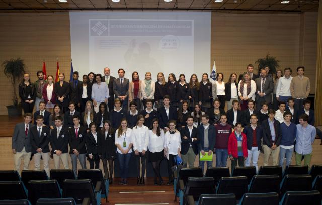 Arranca el III Torneo Intermunicipal de Debate Escolar con participación de alumnos de Las Rozas