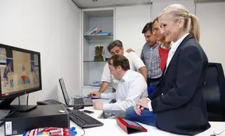 Los vecinos de Las Rozas apoyan mayoritariamente a Cifuentes