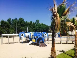 Abierta al público la nueva zona recreativa del Parque París