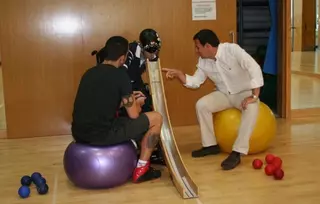 De la Uz visitó el entrenamiento del deportista paralímpico Javier Martínez Fernández-Aceytuno