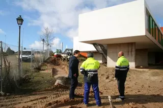 Arrancan las obras de acondicionamiento para que el centro de salud de La Marazuela pueda abrir este año