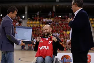 Presentación de la nueva temporada del Club de Baloncesto Las Rozas con más de 500 jugadores