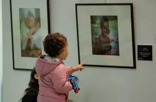 Las Rozas muestra en una exposición de fotos la vida cotidiana de las personas con discapacidad