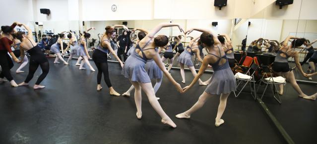La Escuela de Danza de Las Rozas conmemora su 25 aniversario con una Gala Homenaje a la bailarina Ana González