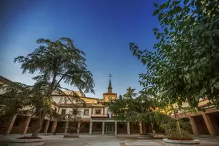 Las Rozas se suma a “La Hora del Planeta” apagando las luces del Ayuntamiento y de la Plaza Mayor