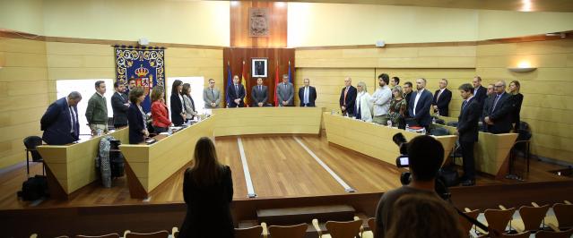 El Pleno aprueba elaborar un plan de Cooperación para el Desarrollo y un inventario municipal de caminos públicos