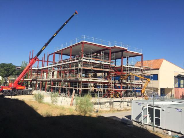 Contigo se solidariza con docentes y familias ante un nuevo retraso en la construcción del IES García Nieto