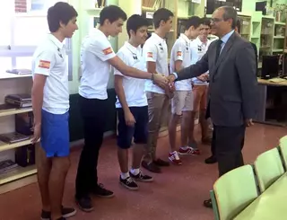Siete alumnos del IES El Burgo-Ignacio Echeverría, ganadores del concurso de la Agencia Espacial Europea (ESA)