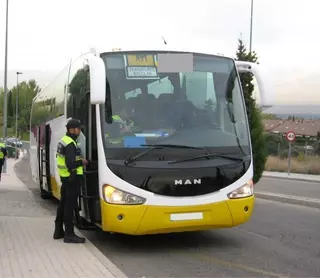 El Pleno aprueba los precios públicos para las nuevas rutas escolares al IES Carmen Conde y José García Nieto