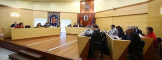 La oposición planta al alcalde por el 'autoritarismo' a la hora de convocar el Pleno del Estado de Las Rozas