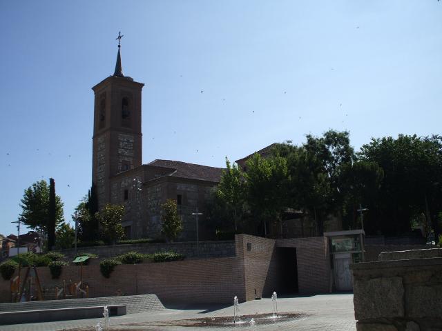 Contigo pide que la Iglesia pague por las 42 propiedades que tiene en Las Rozas y que no tienen uso religioso