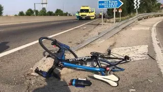Un ciclista herido grave al ser atropellado en Las Rozas