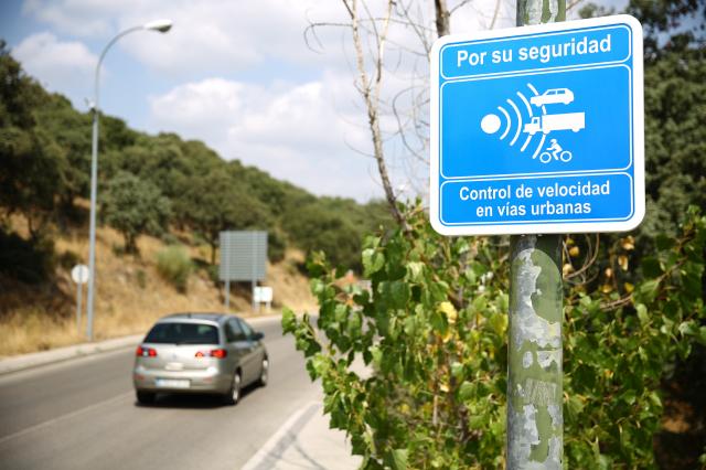 Nuevo radar móvil de la Policía Local para reducir la velocidad en el municipio 
