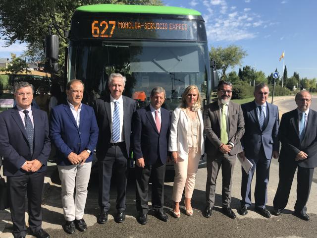 Servicios ampliados para tres líneas de autobús en Villanueva de la Cañada, Majadahonda y Las Rozas