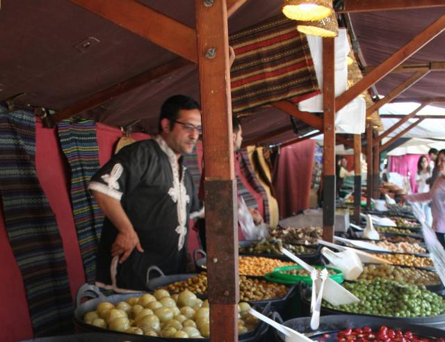 El tradicional mercado medieval será el primer evento en la recién reformada calle Real de Las Rozas