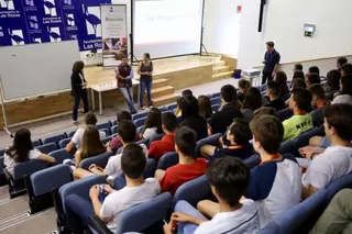 El programa de emprendimiento joven Las Rozas Impulsa da comienzo con la presencia del alcalde, José de la Uz