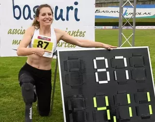 La roceña Sara Andrés logra el récord del mundo de salto de longitud paralímpico
