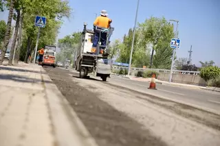 El Ayuntamiento de Las Rozas renueva el firme de más de 80 calles con el plan de asfaltado de primavera y verano 
