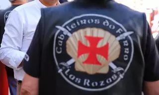 La Asociación motera "Cabaleiros do Ferro", reconocida por su labor social y singularidad