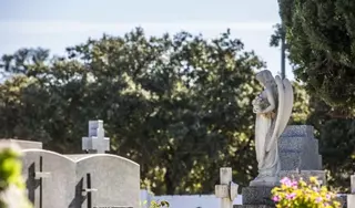 El Ayuntamiento amplía los horarios de los cementerios con motivo de la festividad de Todos los Santos